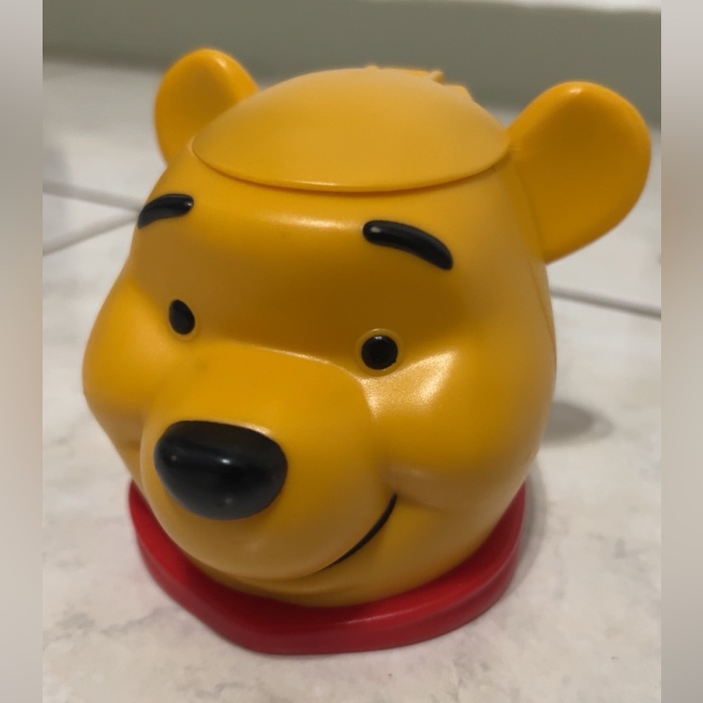 Disney Live Winnie The Pooh Mug With Lid